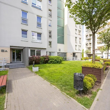 شقة Wyjatkowy Z 3 Sypialniami I Balkonem By Renters *