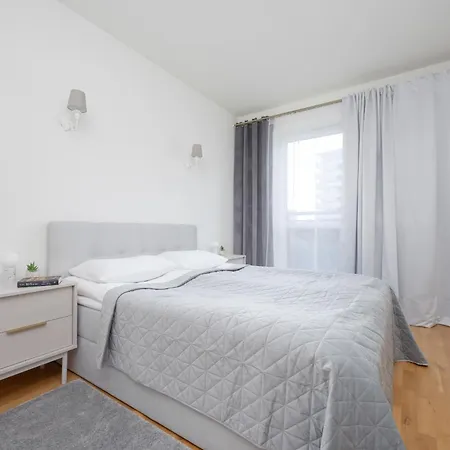 شقة Wyjatkowy Z 3 Sypialniami I Balkonem By Renters