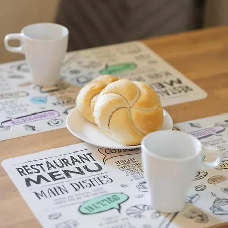 Apartamento Wyjatkowy Z 3 Sypialniami I Balkonem By Renters Varsóvia