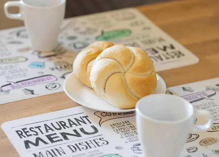 Апартаменты Wyjatkowy Z 3 Sypialniami I Balkonem By Renters Варшава